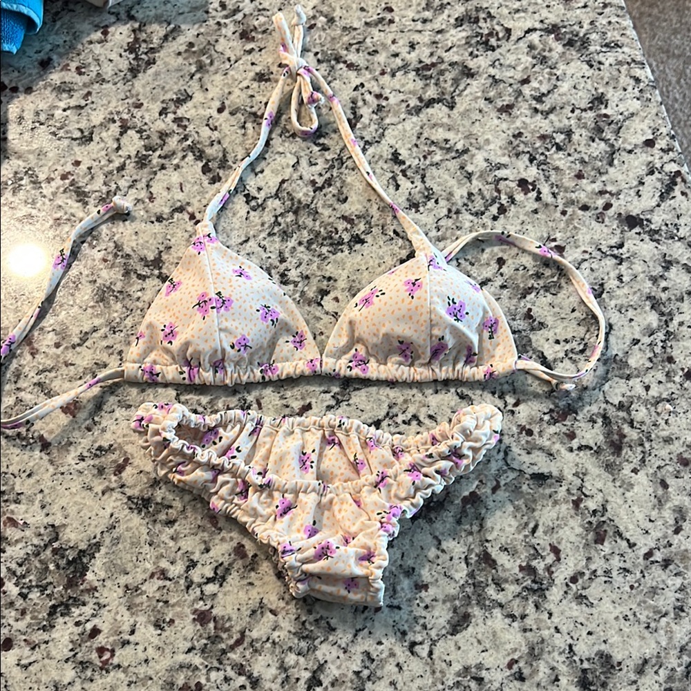 Princess Polly Floral Bikini - Cream and Purple